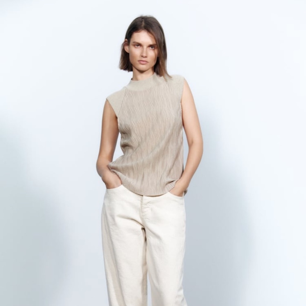 Zara top size large
